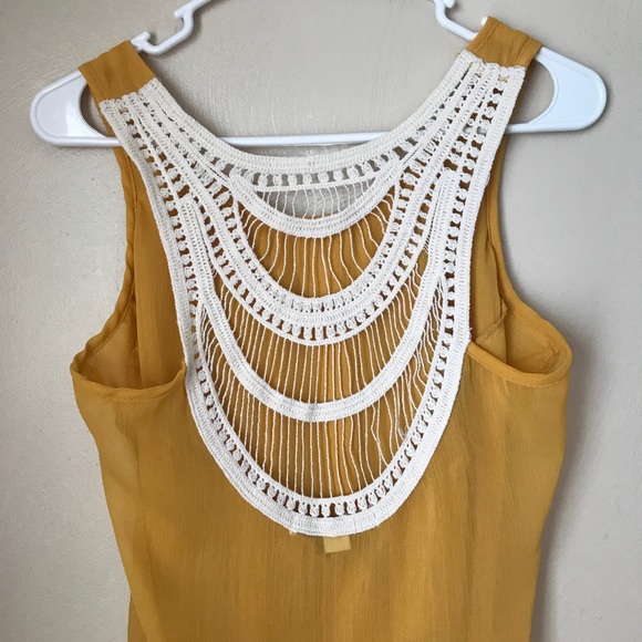 Forever 21 Ruffled Front Sleeveless Crochet Back SP Rustic Yellow - Picture 5 of 7